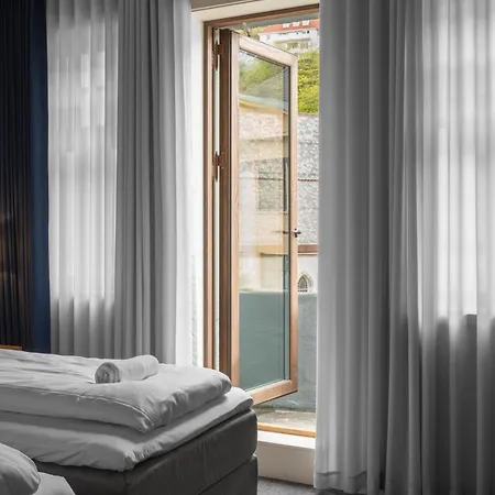 Breeze Victoria - Self-service